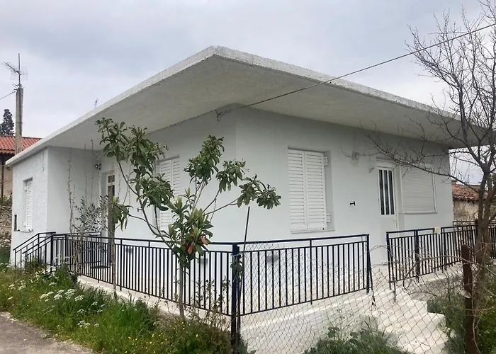 Sparta Filoxenia House Xirokampi